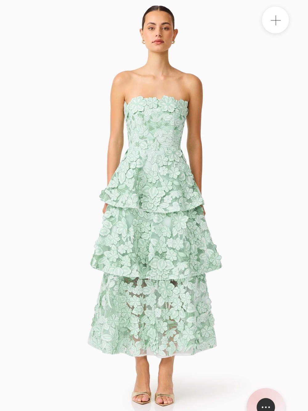 Elliatt Roseate Tiered Maxi Dress in Mint Green